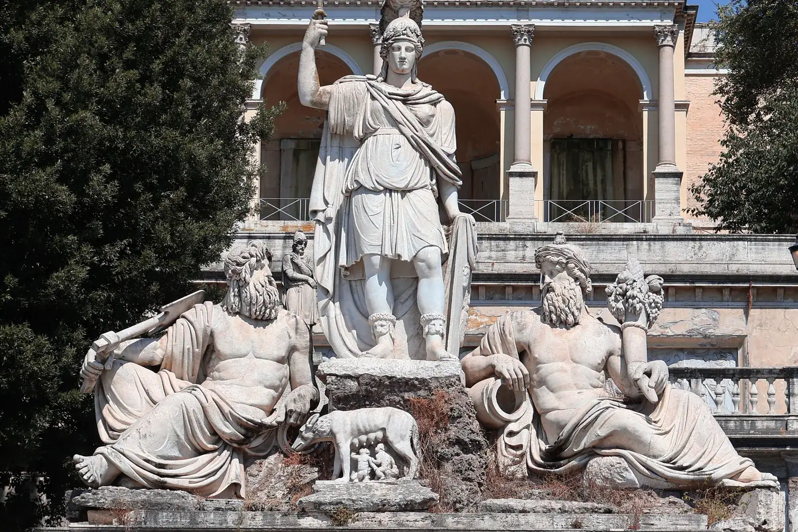 Szoborcsoport a Villa Borghese parkjában